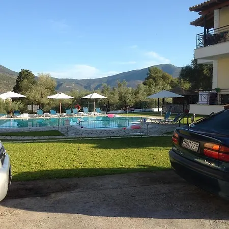 Agni Aparthotel Yénion